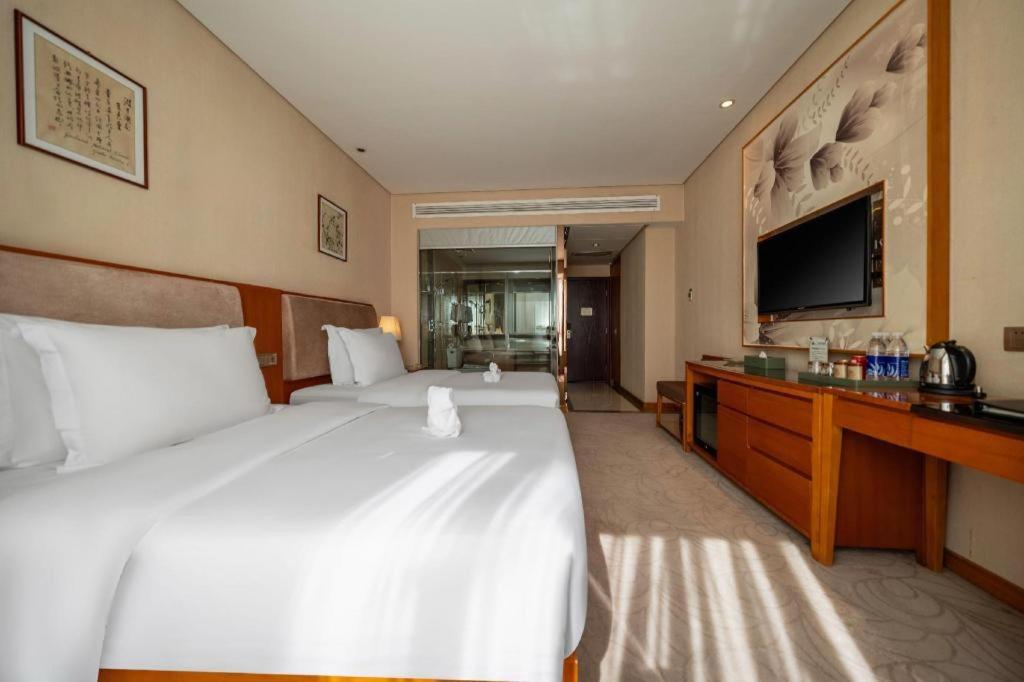Expo Garden Hotel Kunming Exterior photo