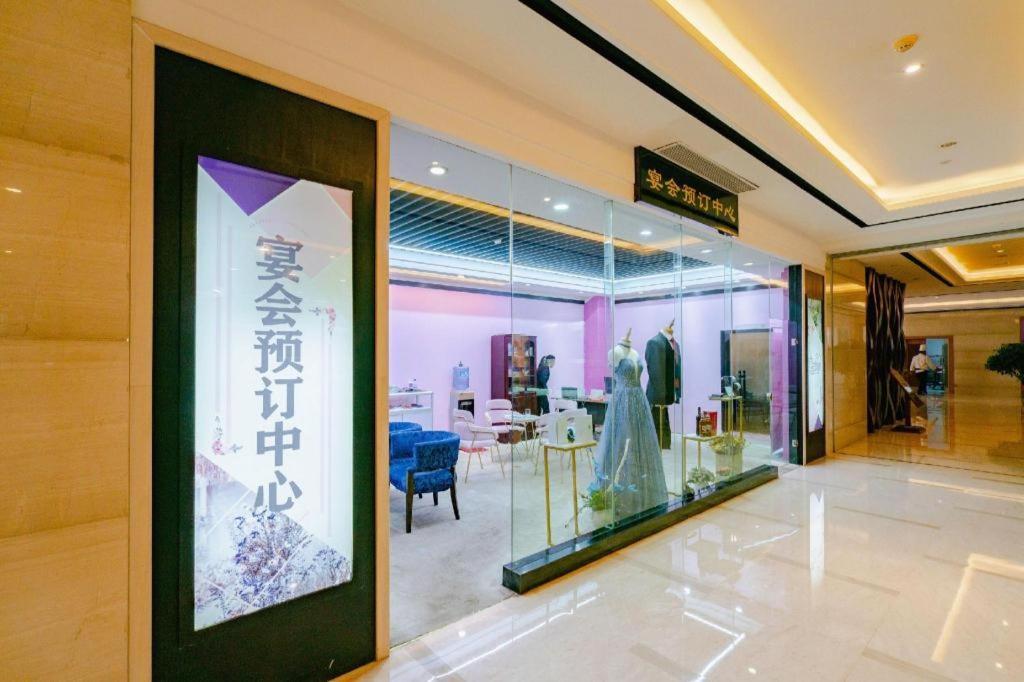 Expo Garden Hotel Kunming Exterior photo