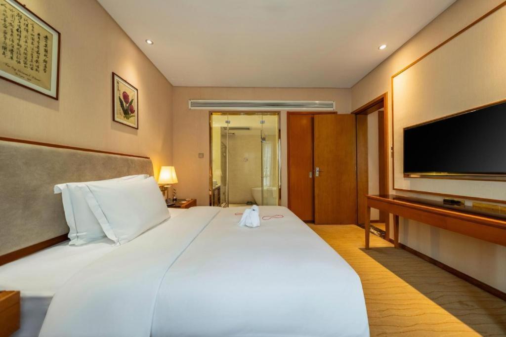 Expo Garden Hotel Kunming Exterior photo