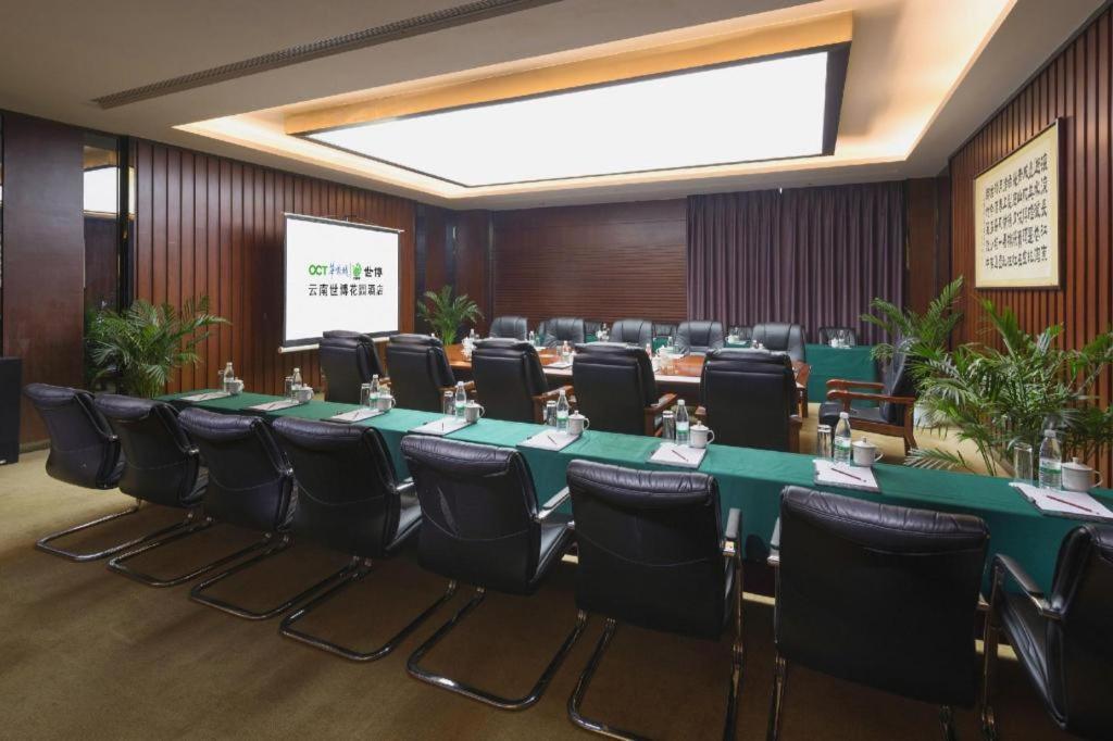 Expo Garden Hotel Kunming Exterior photo